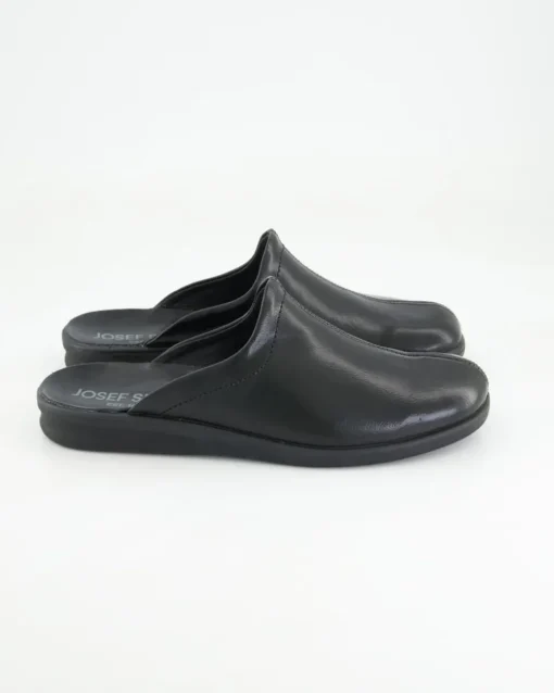 BELFORT 450 Hausschuhe in Schwarz