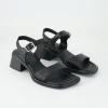 Ines Sandalen in Schwarz