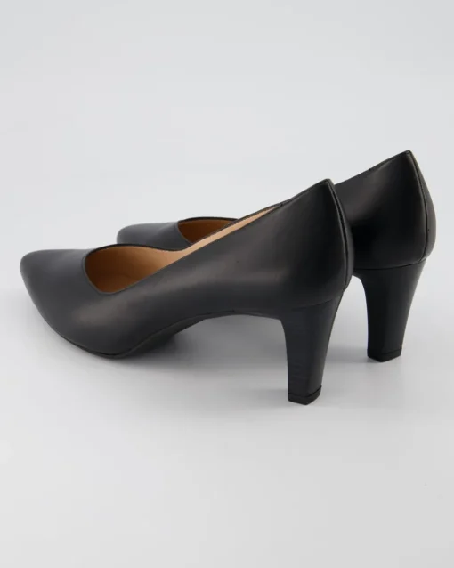 MANI Pumps in Schwarz