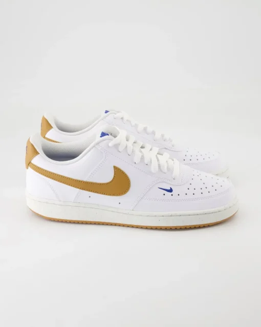 W Nike Court Vison Sneaker in Weiß