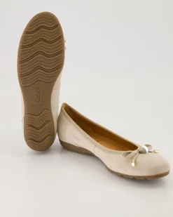 44.164.12 Ballerinas in Beige