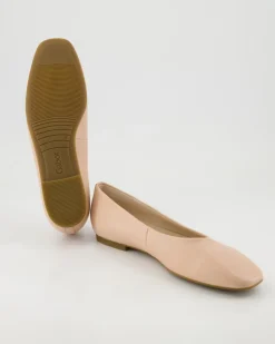 64.140.22 Ballerinas in Beige