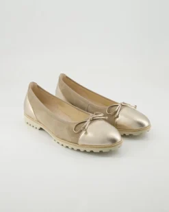 64.100.12 Ballerinas in Beige