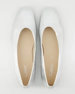 64.140.61 Ballerinas in Silber