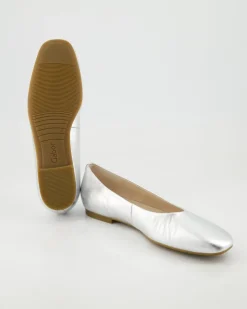 64.140.61 Ballerinas in Silber
