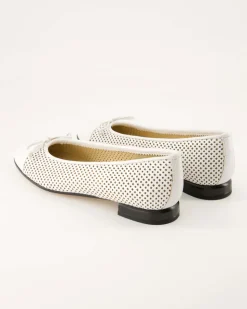 11866 Ballerinas in Weiß