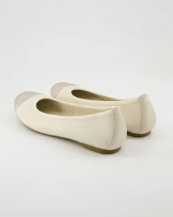 64.126.22 Ballerinas in Weiß
