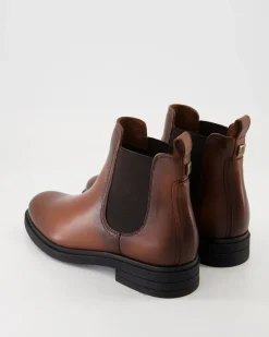 40712075001136 Chelsea Boots in Braun