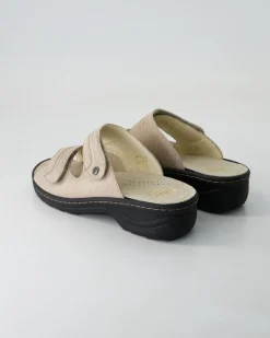 236023-03 Pantoletten in Beige