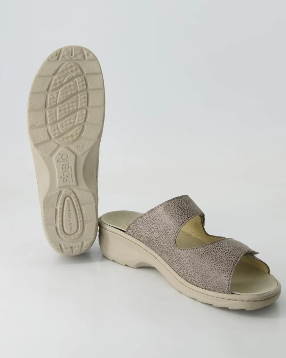 234013-58 Pantoletten in Grau