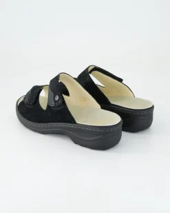 234013-30 Pantoletten in Schwarz