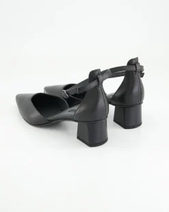 3820 Pumps in Schwarz