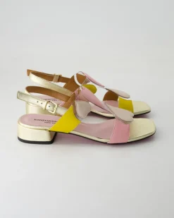 320 Sandalen in Beige