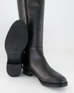 2074 Schaftstiefel in Schwarz