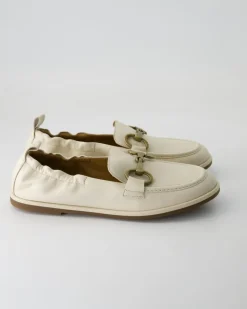 50217243202132 Slipper in Beige