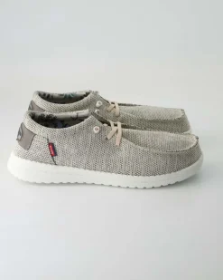 2-2-1-010301-52 Slipper in Beige