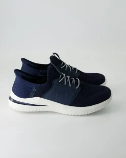 210650 Sneaker in Blau