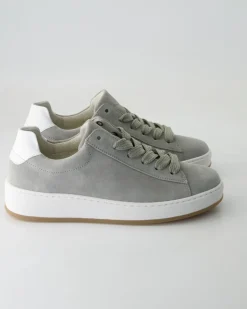 66.430.34 Sneaker in Grün