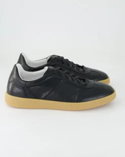 25851 Sneaker in Schwarz