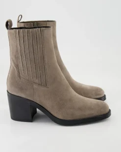 2403-11-21 Stiefeletten in Grau