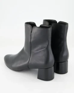 55.680.27 Stiefeletten in Schwarz