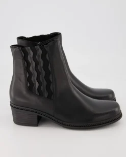94.663.27 Stiefeletten in Schwarz