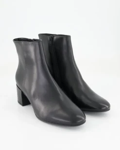 81341000100 Stiefeletten in Schwarz