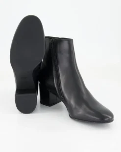 81341000100 Stiefeletten in Schwarz