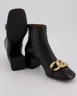 1552 Stiefeletten in Schwarz