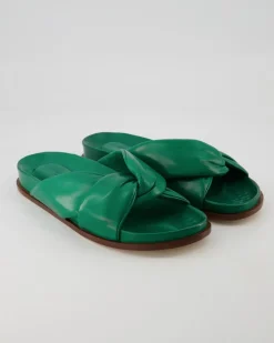 B412 Pantoletten in Grün