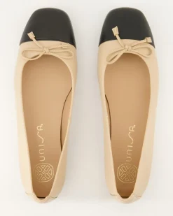 Belle Ballerinas in Beige