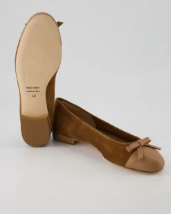 Bunny Ballerinas in Braun