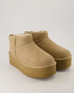 Classic Ultra Mini Platform Winterschuhe in Beige