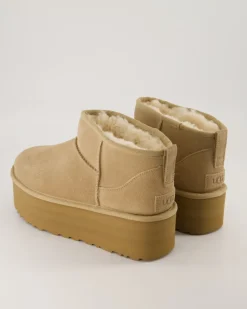 Classic Ultra Mini Platform Winterschuhe in Beige