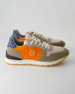 Crosby Sneaker in Beige