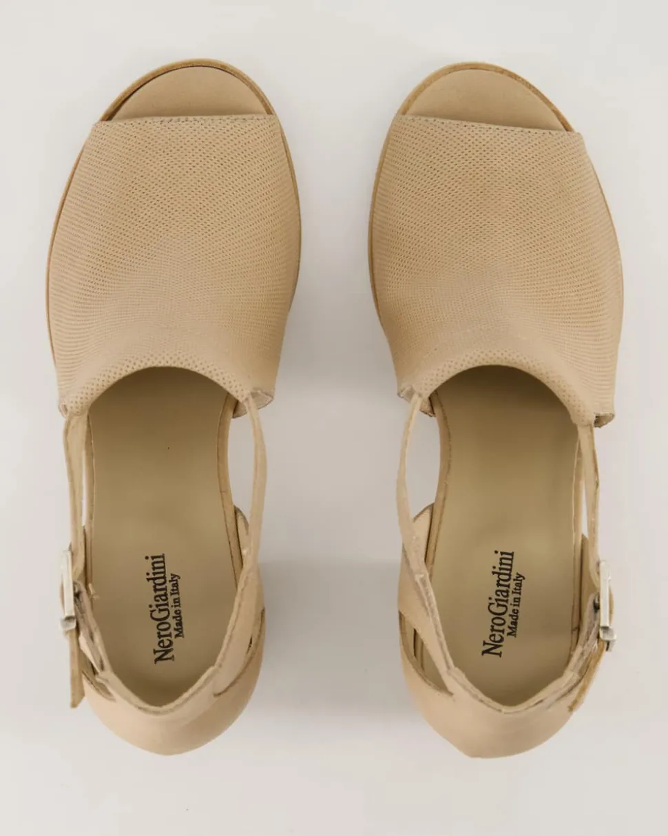 E409760D Sandalen in Beige