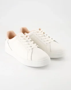 Essential Court Sneaker in Beige