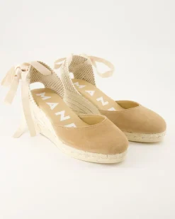 Hamptons Wedges in Beige