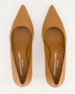 M0205 Pumps in Braun