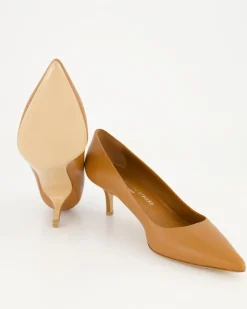 M0205 Pumps in Braun