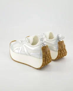 Maribella Runner Metallic Sneaker in Silber