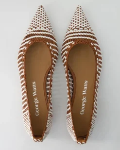 N818-405 Ballerinas in Braun