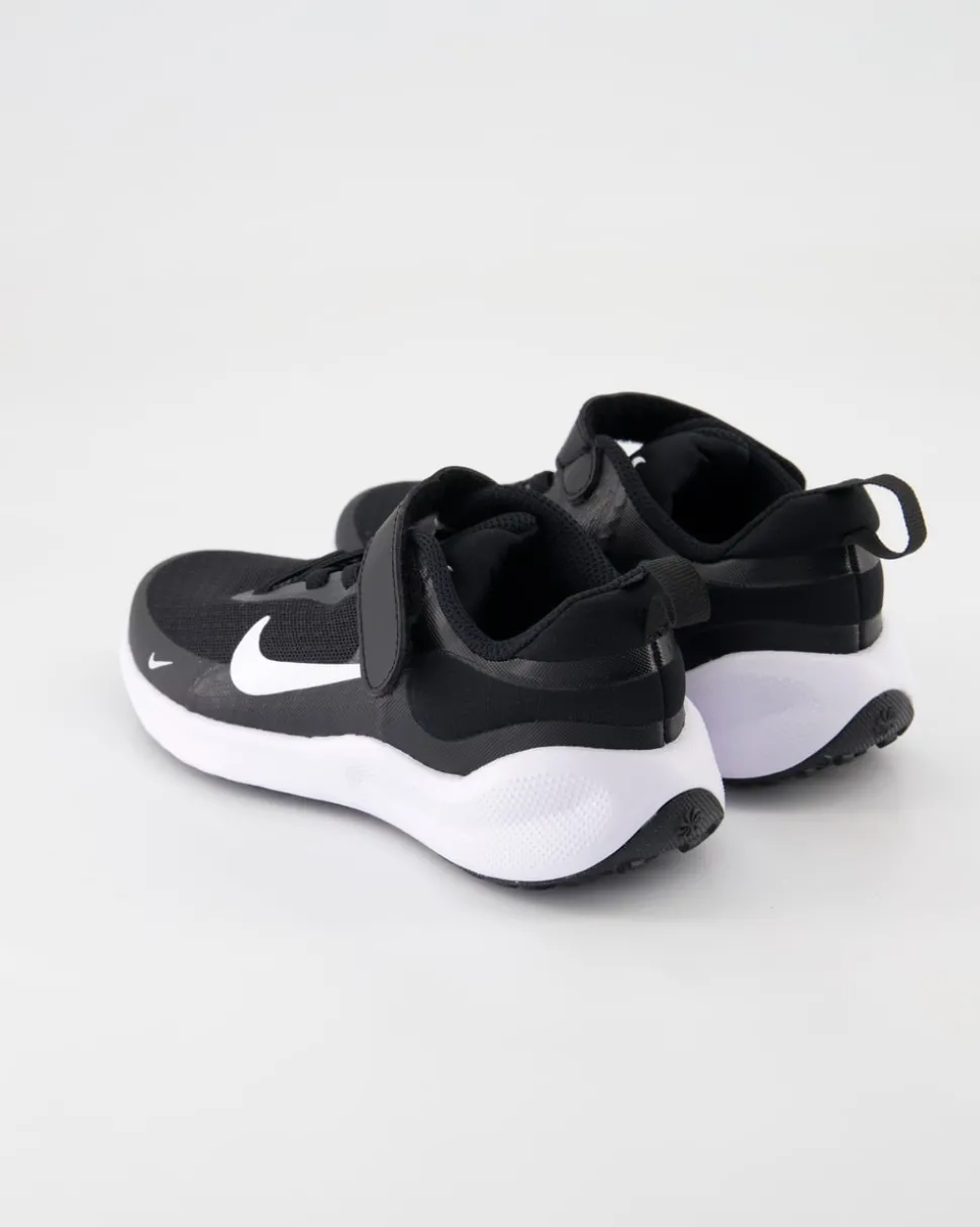Nike Revolution 7 Sneaker in Schwarz