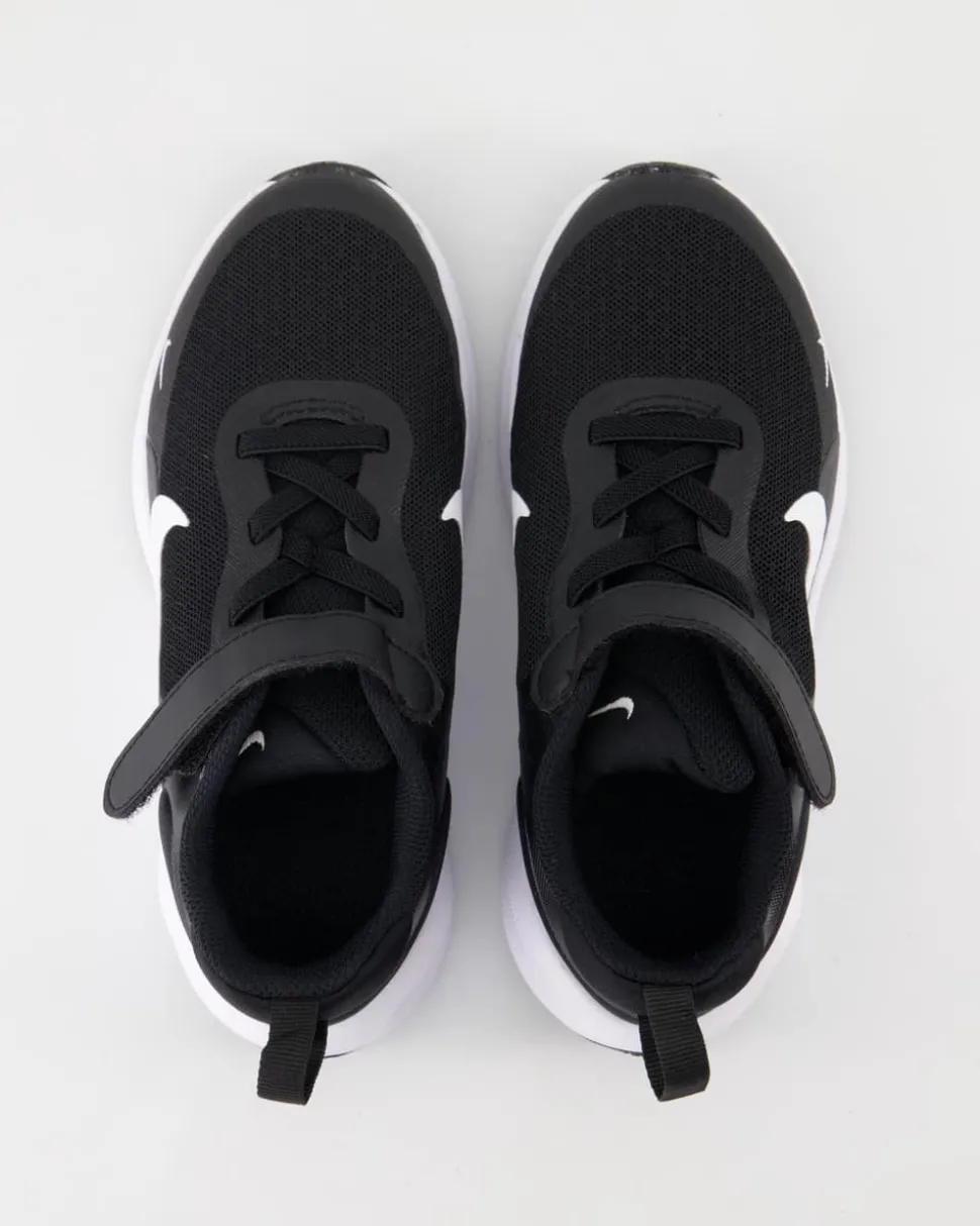 Nike Revolution 7 Sneaker in Schwarz