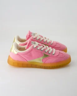 Nixie Sneaker in Pink