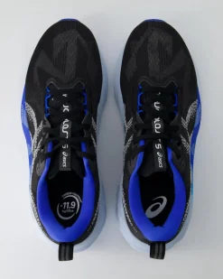 Novablast 5 Sportschuhe in Schwarz