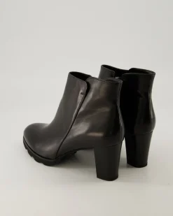 Patricia 01 Stiefeletten in Schwarz