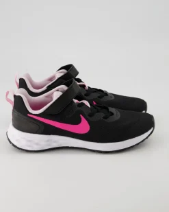 Revolution Sportschuhe in Schwarz