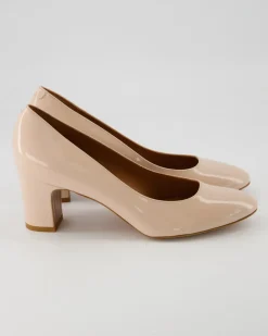 Robin Pumps in Beige