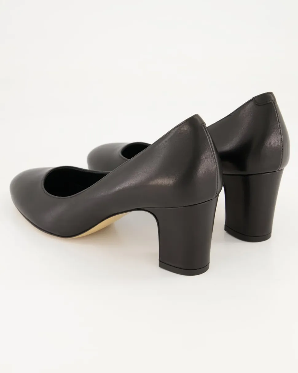 Robin Pumps in Schwarz